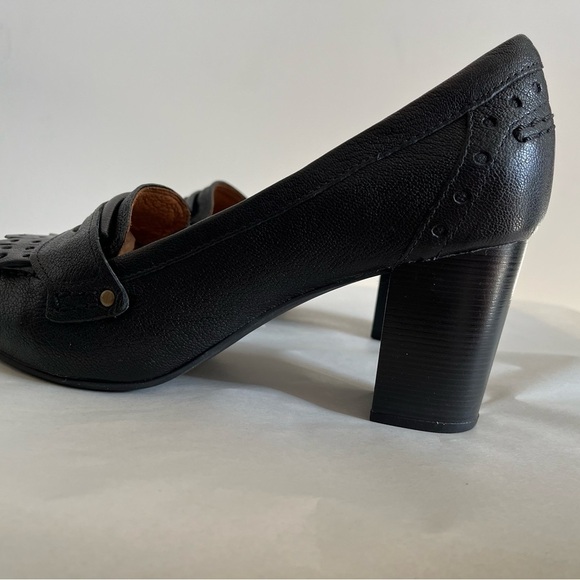 Clark’s Indigo Town Classic Preppy Black Leather Kiltie Loafer Pumps Womens 9.5M - Picture 5 of 15